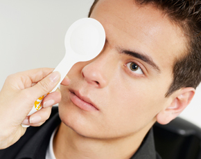 Diabetic_Eye_Exam.jpg